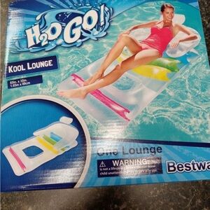 Bestway H2O Go Kool Lounge 65 in x 35 in, Back, head and arm rests. Pool Beach